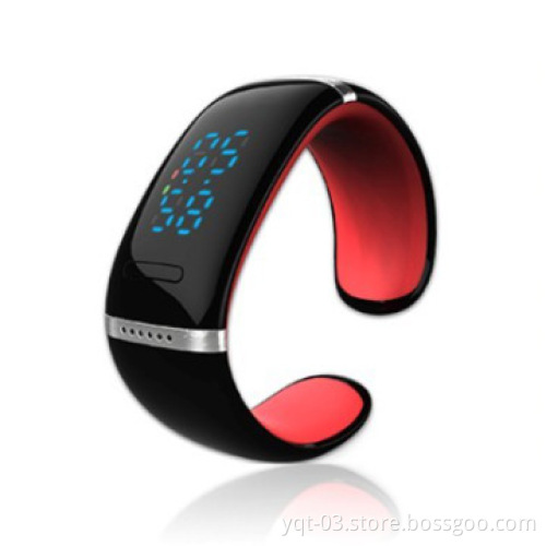 Fashion bluetooth bracelet with Anti loss function